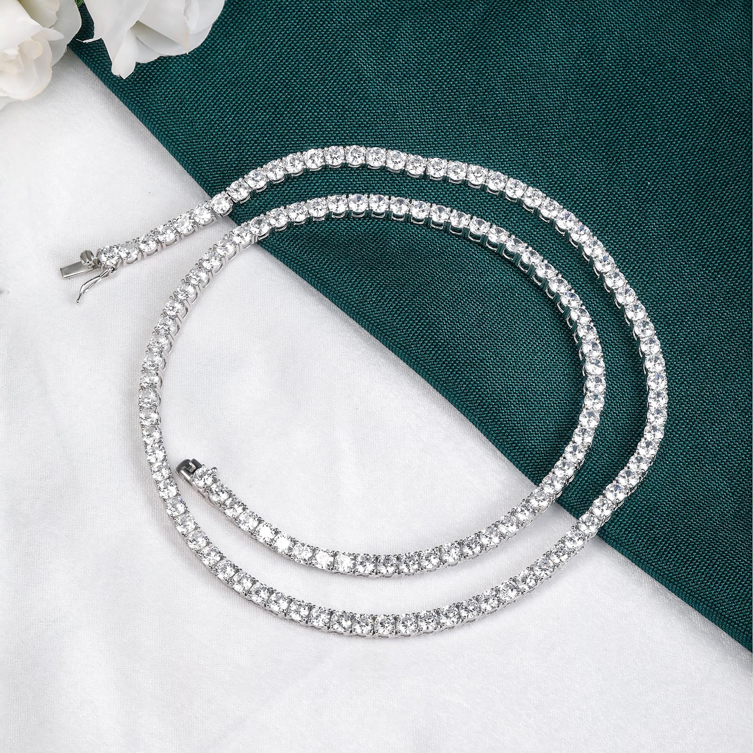 Glam Up with Metfine Tennis Necklace—It’s Sparkle Time