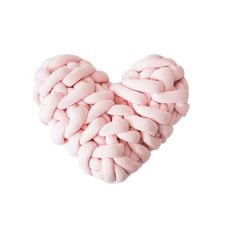 Chunky Knitted Heart Pillow - Metfine